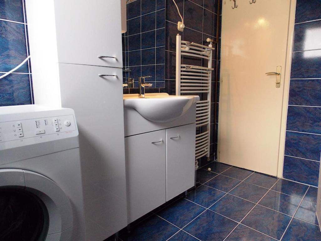 Apartment Sladic นยีวีเซ ภายนอก รูปภาพ