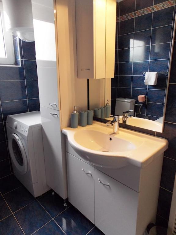 Apartment Sladic นยีวีเซ ภายนอก รูปภาพ